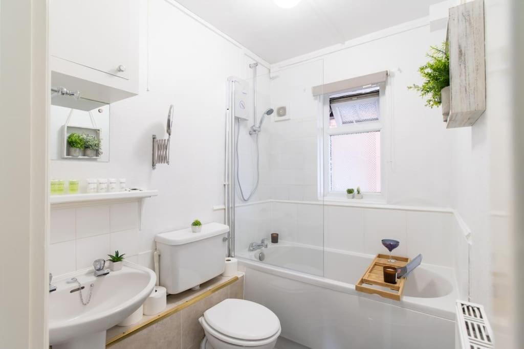 Open Mind Property - Southsea With Free Parking Portsmouth Luaran gambar