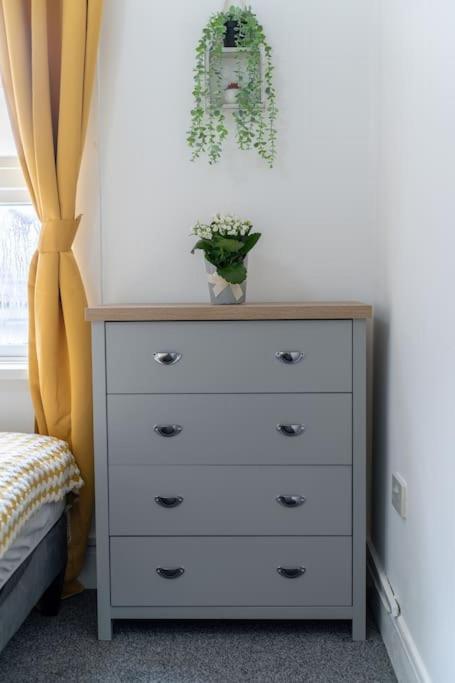 Open Mind Property - Southsea With Free Parking Portsmouth Luaran gambar
