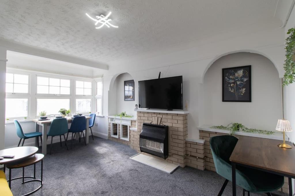 Open Mind Property - Southsea With Free Parking Portsmouth Luaran gambar